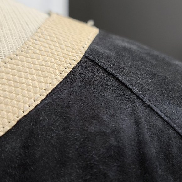 Armani light weight suede jacket - Picture 4 of 7